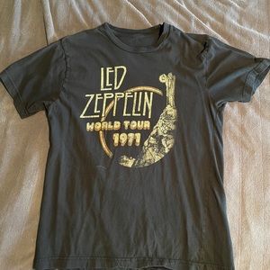 Led Zeppelin T-shirt